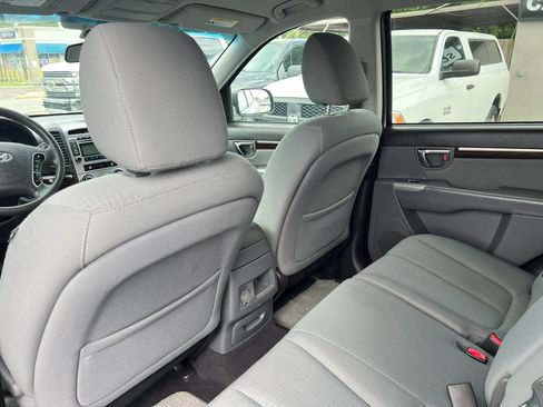 Used 2012 Hyundai Santa Fe GLS FWD image 8