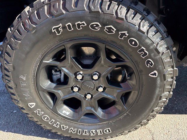 Used 2023 Jeep Wrangler Unlimited w/ Cold Weather Group AWD/4WD image 9