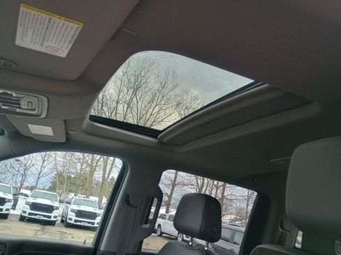 Used 2021 Chevrolet Silverado 2500 LTZ w/ LTZ Plus Package image 28