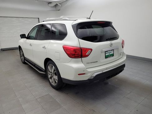 Used 2017 Nissan Pathfinder SL w/ SL Tech Package image 5