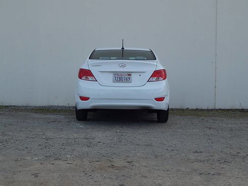 Used 2017 Hyundai Accent SE image 4
