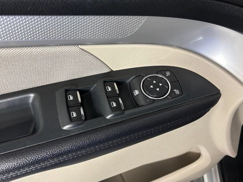 Used 2018 Ford Explorer FWD image 14