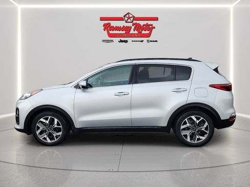 Used 2020 Kia Sportage EX w/ Option Group 15 FWD image 2