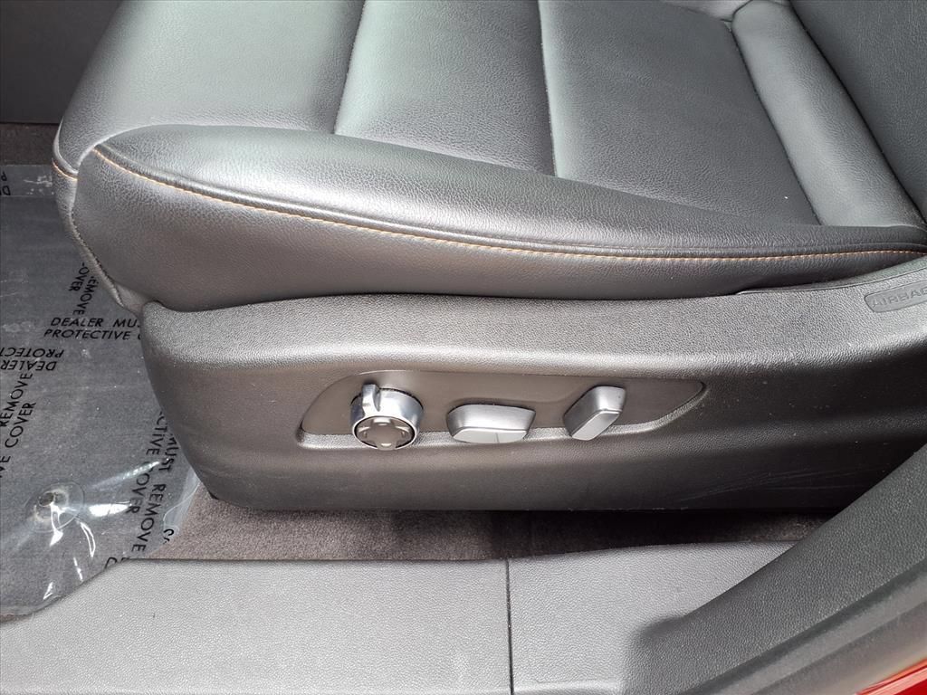 Used 2023 Cadillac XT4 Sport FWD image 21