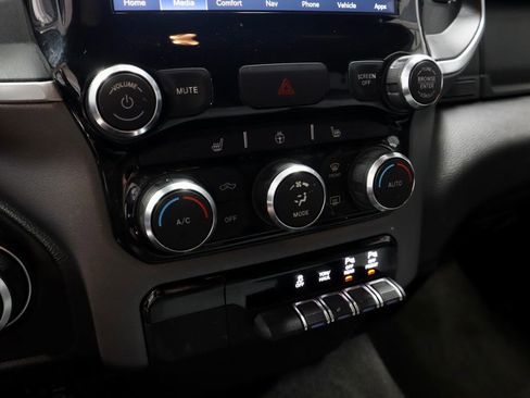 Used 2022 RAM 1500 Big Horn image 34