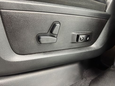 Used 2019 RAM 2500 Laramie image 15