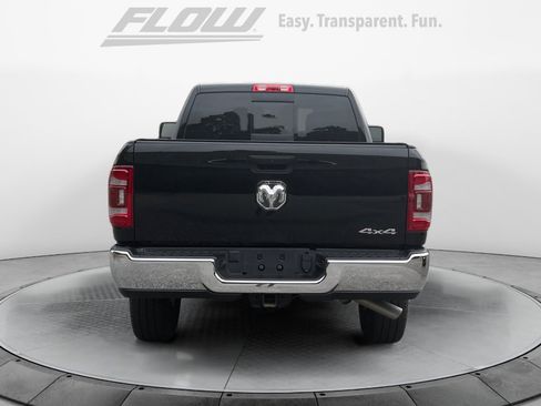 Used 2024 RAM 2500 Tradesman w/ Chrome Appearance Group AWD/4WD image 6