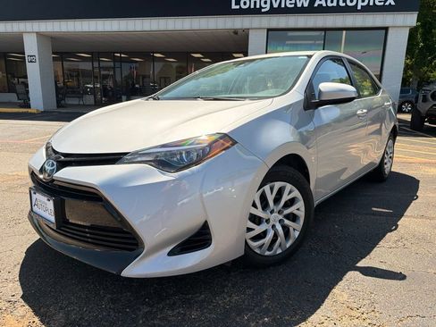Used 2017 Toyota Corolla LE w/ Carpet Mat Package (TMS) FWD image 1