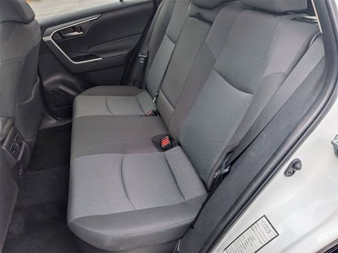 Used 2025 Toyota RAV4 XLE image 22