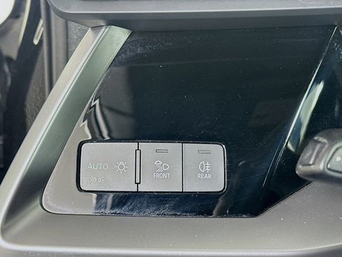 Used 2023 Audi A3 2.0T Premium image 16