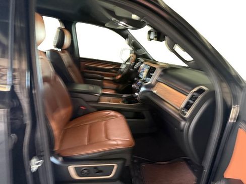 Used 2019 RAM 1500 Laramie Longhorn w/ Body-Colour Bumper Group AWD/4WD image 12