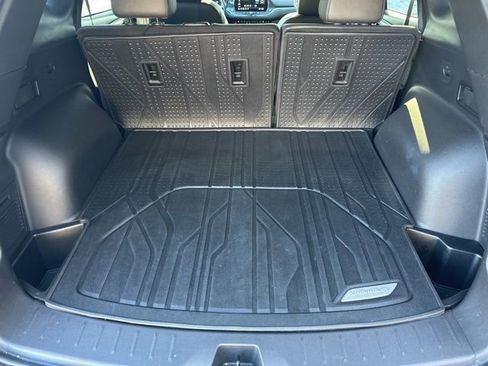 Used 2023 Chevrolet Blazer RS w/ Driver Confidence II Package image 9