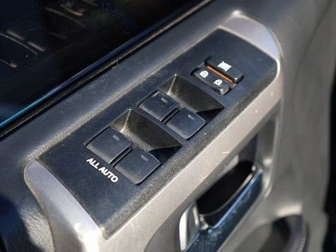 Used 2020 Toyota 4Runner Limited image 14