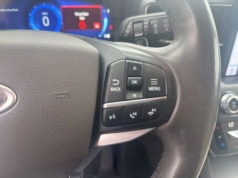 Used 2020 Ford Explorer Platinum w/ Premium Technology Package AWD/4WD image 14