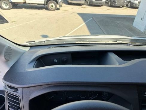 Used 2024 Ford Transit 350 XLT RWD image 12