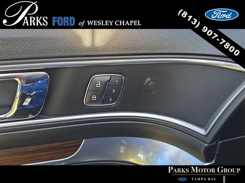 Certified 2019 Ford Explorer Limited w/ Class III Trailer Tow Package image 20