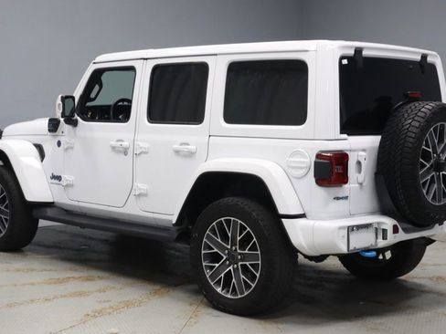Used 2024 Jeep Wrangler High Altitude AWD/4WD image 9