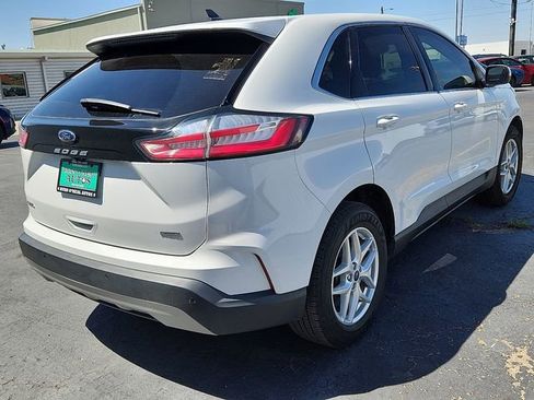 Used 2022 Ford Edge SEL w/ Convenience Package AWD/4WD image 3