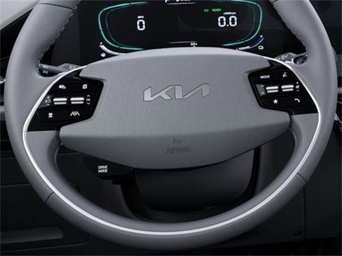 New 2025 Kia Niro EX image 22