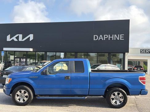 Used 2012 Ford F150 XLT w/ XLT Custom Pkg RWD image 7
