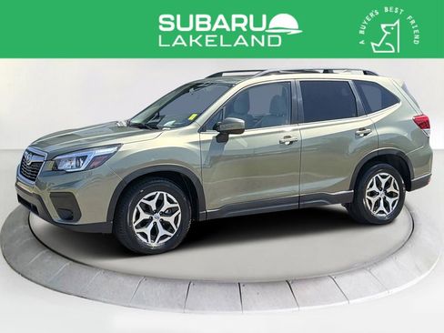 Used 2020 Subaru Forester Premium AWD/4WD image 1