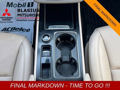 Used 2022 Lincoln Corsair AWD w/ Premium Package image 29