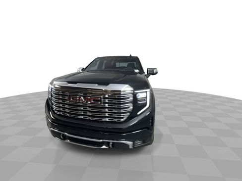 Used 2025 GMC Sierra 1500 Denali image 3