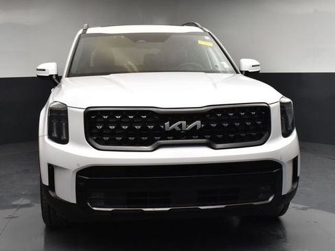 Certified 2024 Kia Telluride SX Prestige X-Pro image 3
