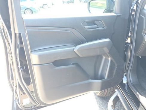 New 2026 Chevrolet Colorado Trail Boss AWD/4WD image 15