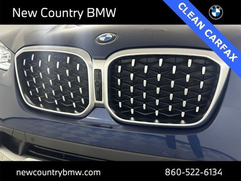 Used 2025 BMW X4 xDrive30i w/ Premium Package image 28