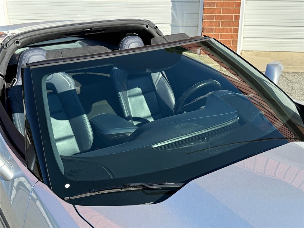Used 2017 Chevrolet Corvette Stingray Coupe RWD image 18