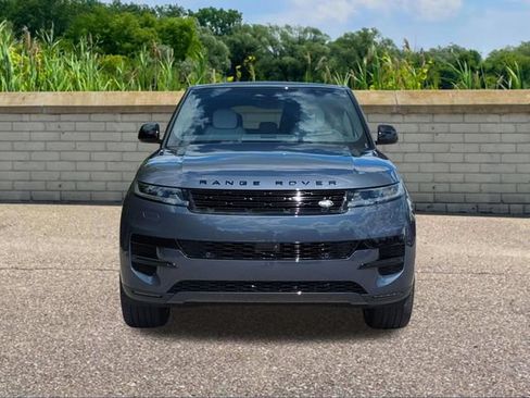 New 2026 Land Rover Range Rover Sport SE AWD/4WD image 2