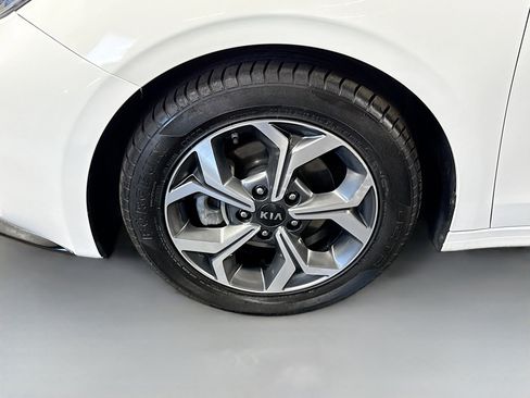 Used 2021 Kia Forte LXS FWD image 37