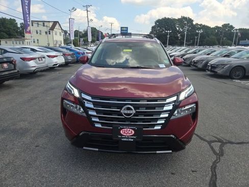 Used 2026 Nissan Rogue Platinum w/ Platinum Premium Package AWD/4WD image 2