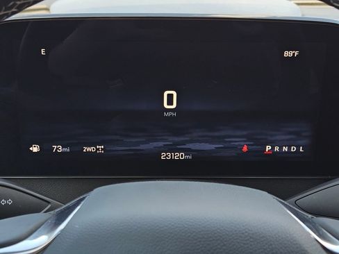 Used 2025 Chevrolet Traverse LT AWD/4WD image 15