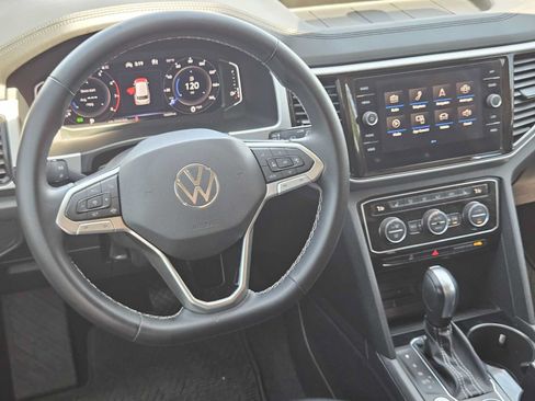 Used 2022 Volkswagen Atlas SE AWD/4WD image 26