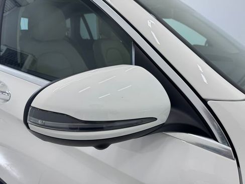 Used 2022 Mercedes-Benz GLC 300 GLC 300 image 34