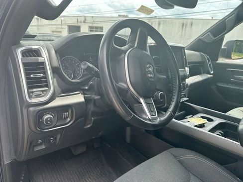 Used 2022 RAM 1500 Big Horn AWD/4WD image 12