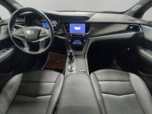 Used 2025 Cadillac XT5 Premium Luxury AWD/4WD image 10
