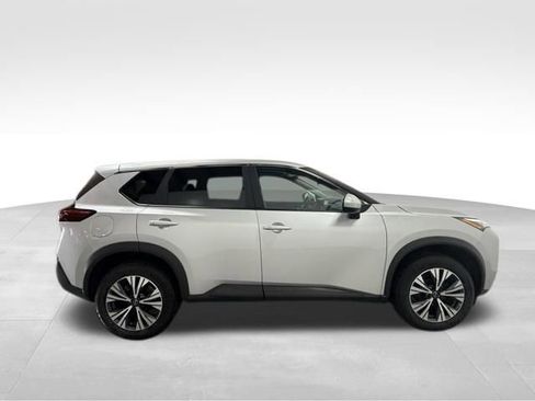 Used 2023 Nissan Rogue SV AWD/4WD image 6