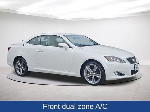 Used 2013 Lexus IS 250C image 2