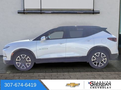 Used 2025 Chevrolet Blazer RS w/ Driver Confidence II Package AWD/4WD image 5