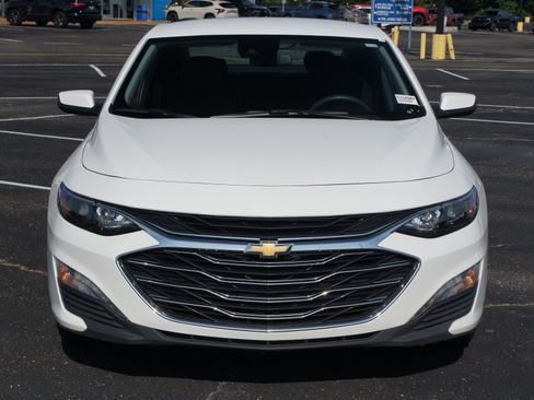 Used 2024 Chevrolet Malibu LT FWD image 24