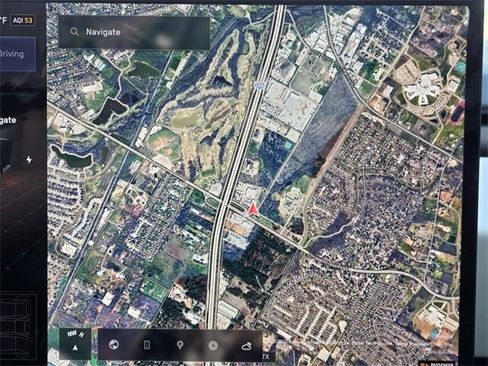 Used 2024 Tesla Cybertruck AWD Crew Cab image 12