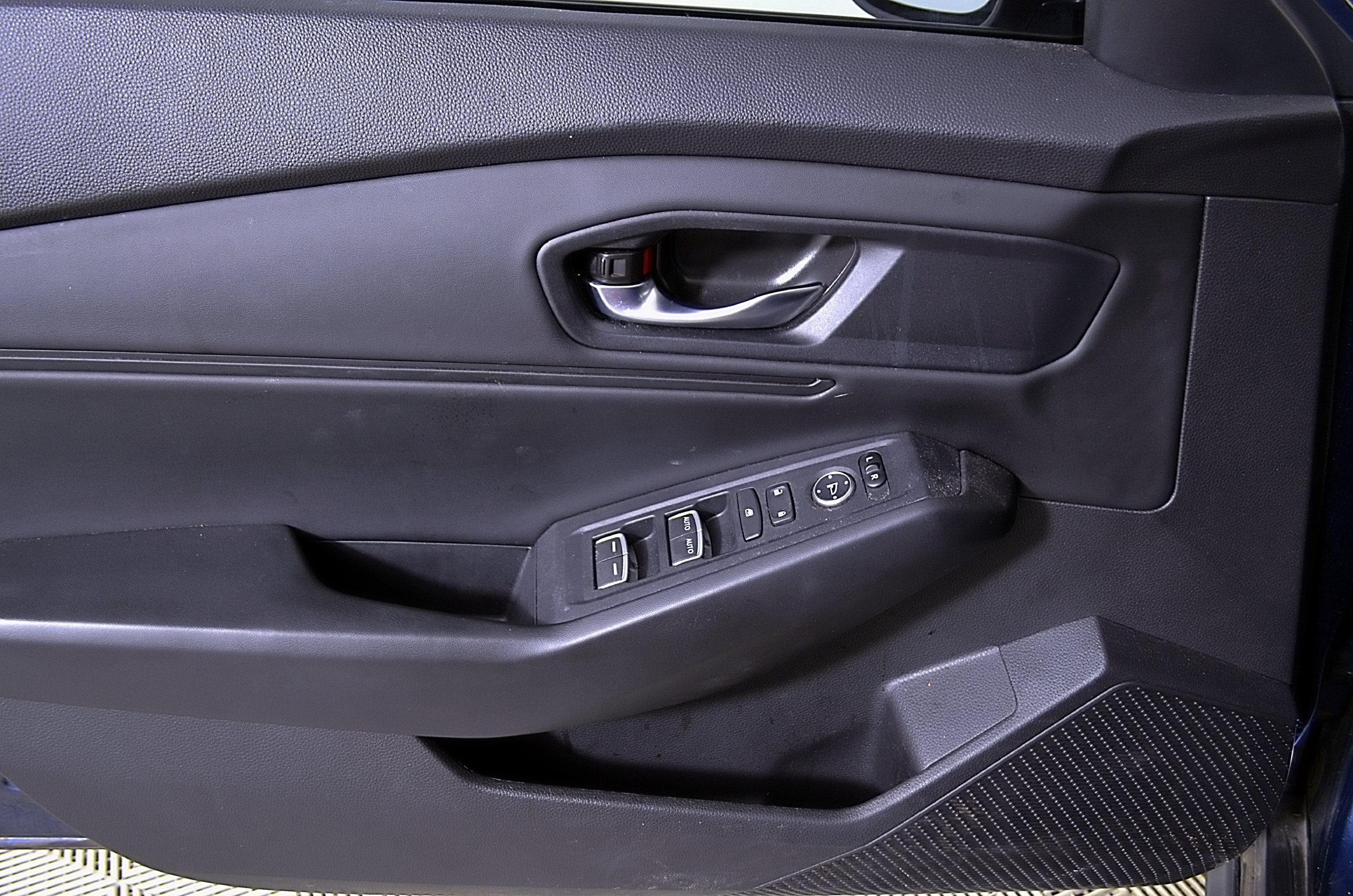 Used 2024 Honda Accord EX image 19