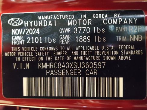Used 2025 Hyundai Venue SEL FWD image 33