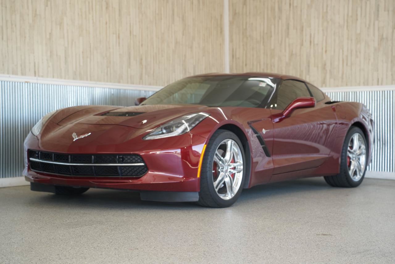 Used 2017 Chevrolet Corvette Stingray Coupe w/ 2LT Preferred Equipment Group RWD image 4