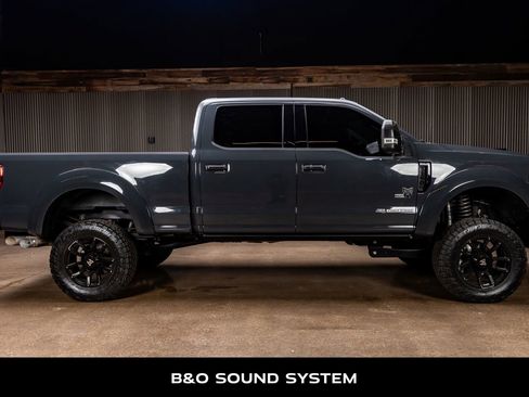 Used 2021 Ford F250 Lariat w/ Lariat Ultimate Package image 10