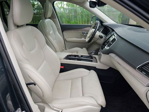 Used 2021 Volvo XC90 T6 Inscription w/ Climate Package AWD/4WD image 40