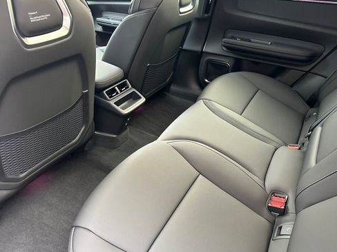 New 2026 Polestar Polestar 4 image 4